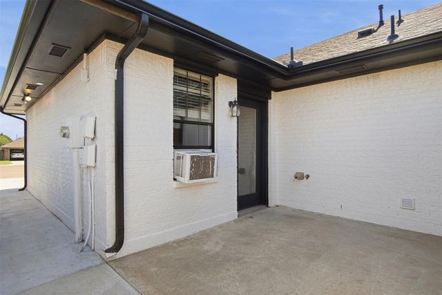 2917 SW 94th Court, Oklahoma City, OK 73159