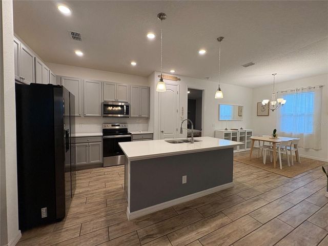 931 LIVESTOCK LOOP, St Cloud, FL 34771