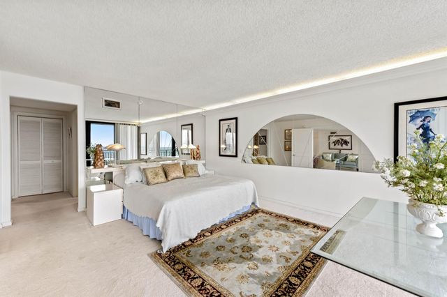 2600 S Ocean Boulevard 3-E, Boca Raton, FL 33432