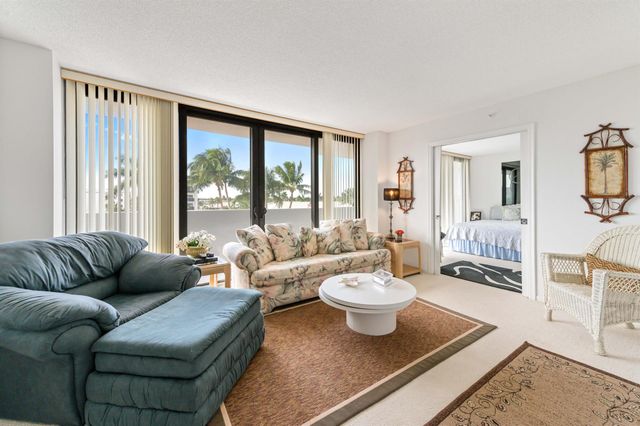 2600 S Ocean Boulevard 3-E, Boca Raton, FL 33432