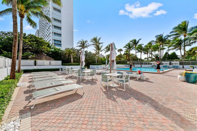2600 S Ocean Boulevard 3-E, Boca Raton, FL 33432