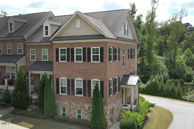 910 Wake Towne Drive, Raleigh, NC 27609