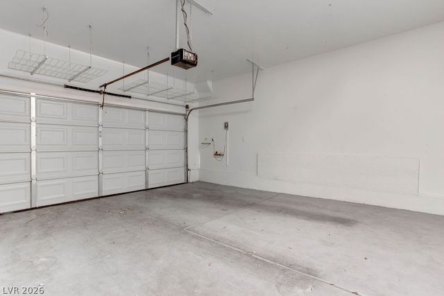 1133 ViaRocca, Henderson, NV 89052