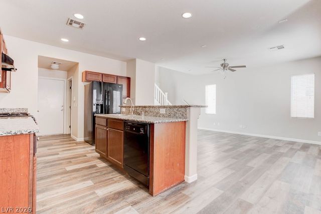 1133 ViaRocca, Henderson, NV 89052