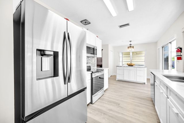 5060 NW 41st Court, Lauderdale Lakes, FL 33319