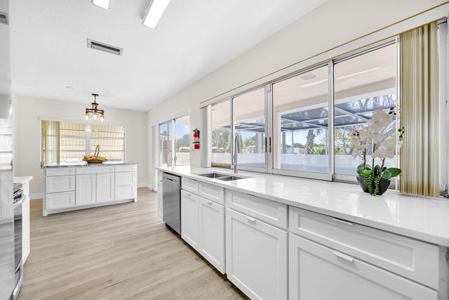 5060 NW 41st Court, Lauderdale Lakes, FL 33319