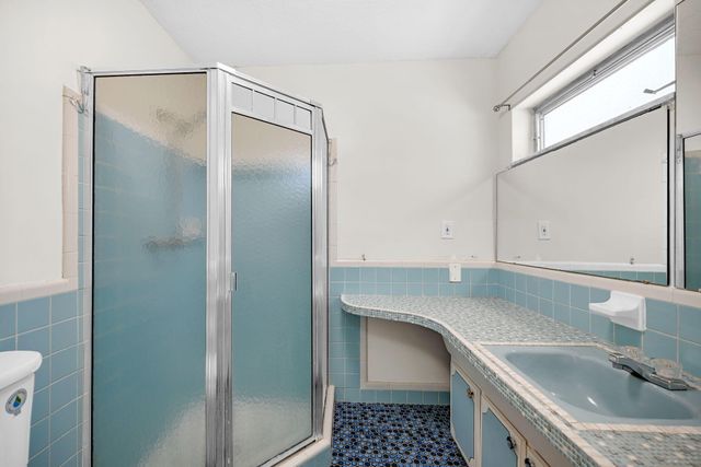 5060 NW 41st Court, Lauderdale Lakes, FL 33319