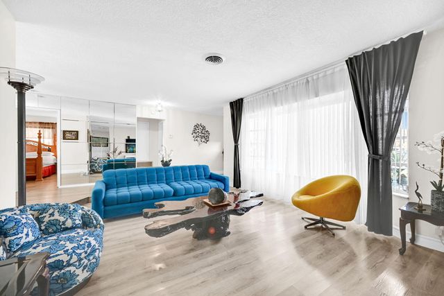 5060 NW 41st Court, Lauderdale Lakes, FL 33319