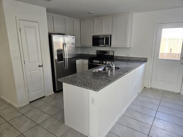 3338 Beckwith Way, Crandall, TX 75114