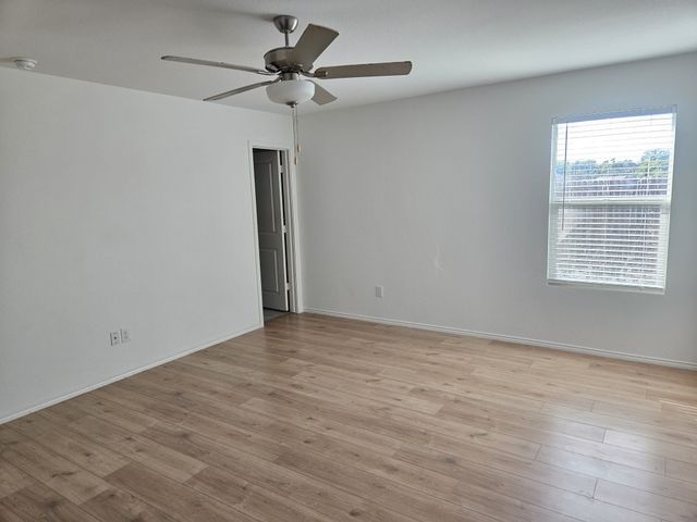 3338 Beckwith Way, Crandall, TX 75114