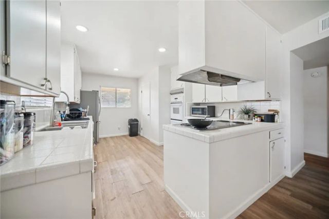 47078 Kings Canyon, Lancaster, CA 93536