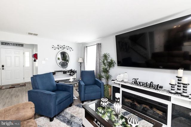 2994 DAPHNE DR, Vineland, NJ 08361