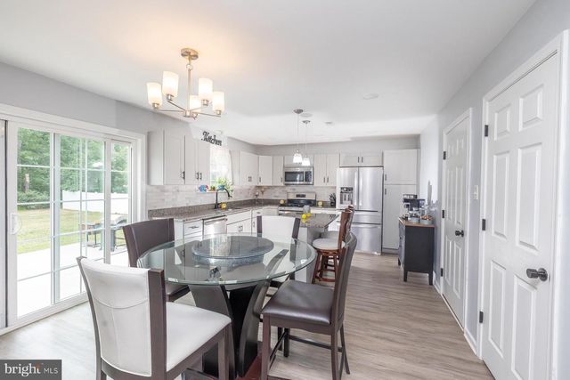 2994 DAPHNE DR, Vineland, NJ 08361