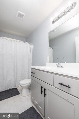2994 DAPHNE DR, Vineland, NJ 08361