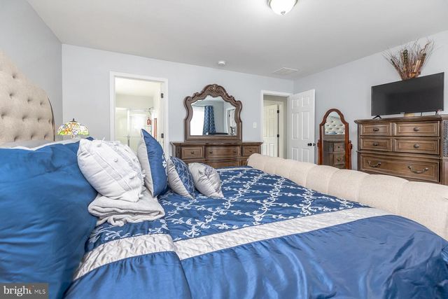 2994 DAPHNE DR, Vineland, NJ 08361