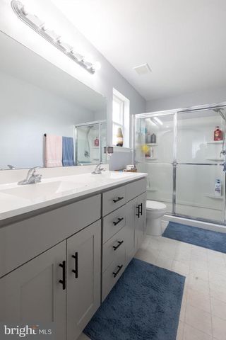 2994 DAPHNE DR, Vineland, NJ 08361