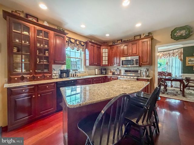 318 WILD PRAIRIE CT, Ambler, PA 19002