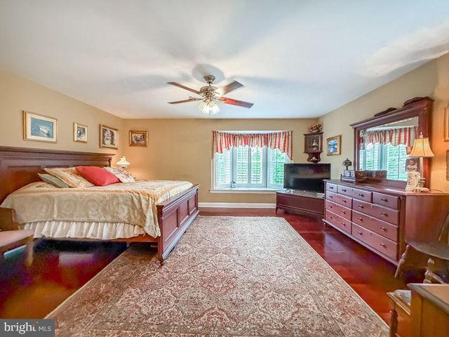318 WILD PRAIRIE CT, Ambler, PA 19002