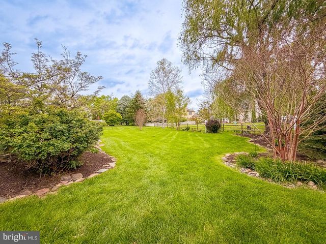 318 WILD PRAIRIE CT, Ambler, PA 19002