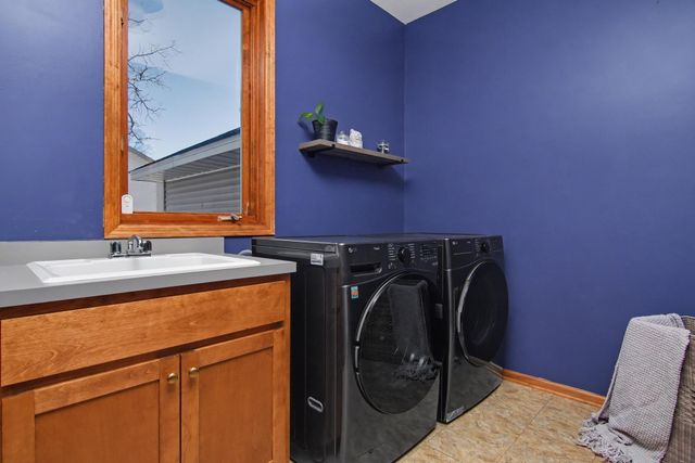 1535 Covington Lane, Eagan, MN 55122