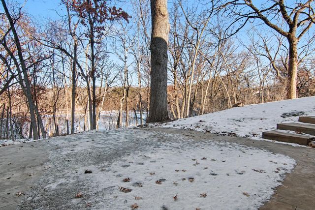 1535 Covington Lane, Eagan, MN 55122