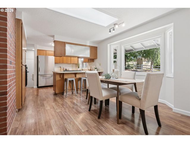16685 Nw GERMANTOWN Rd, Portland, OR 97231