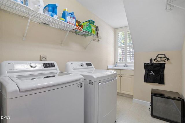 4037 Summer Brook Drive, Apex, NC 27539