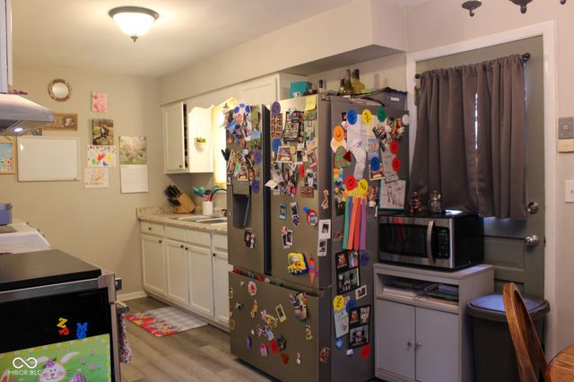 219 N 9th Avenue, Beech Grove, IN 46107