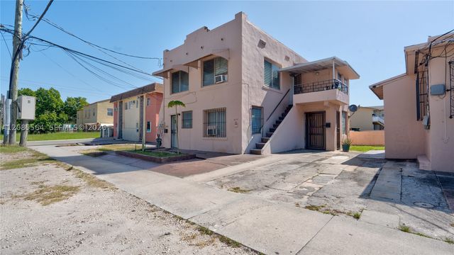 625 SW 18th Ave, Miami, FL 33135