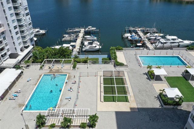 18031 Biscayne Blvd 1601, Aventura, FL 33160