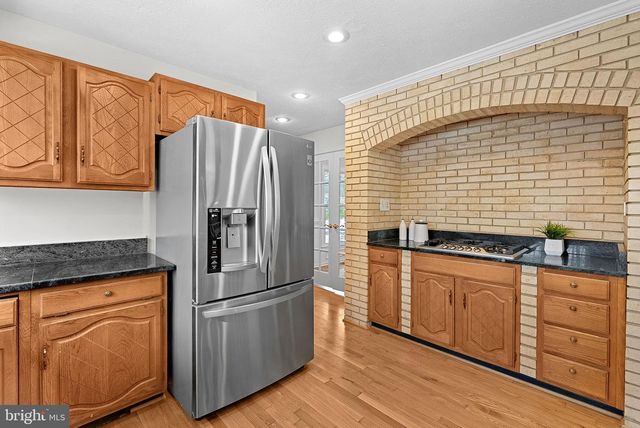 45 CARROLLTON RD, Sterling, VA 20165