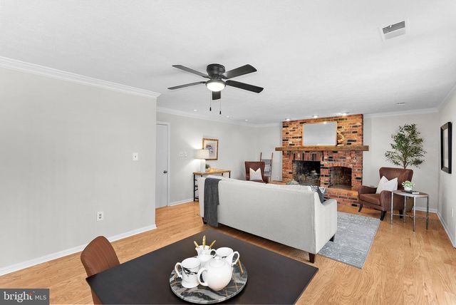 45 CARROLLTON RD, Sterling, VA 20165