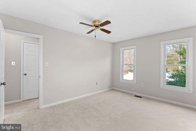 45 CARROLLTON RD, Sterling, VA 20165