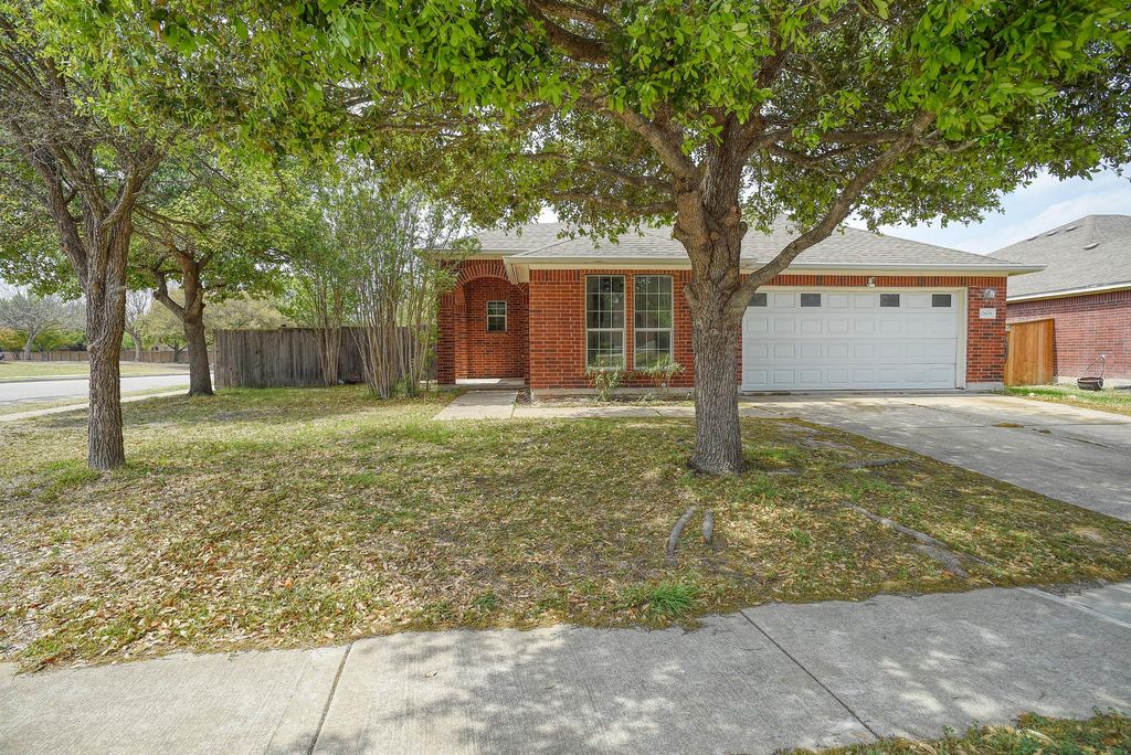 11608 Prince Phillip WAY, Manor, TX 78653