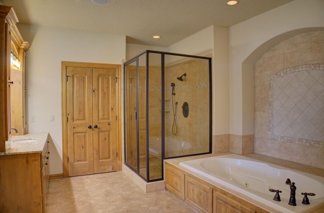 33215 Cardinal Dr, Afton, OK 74331