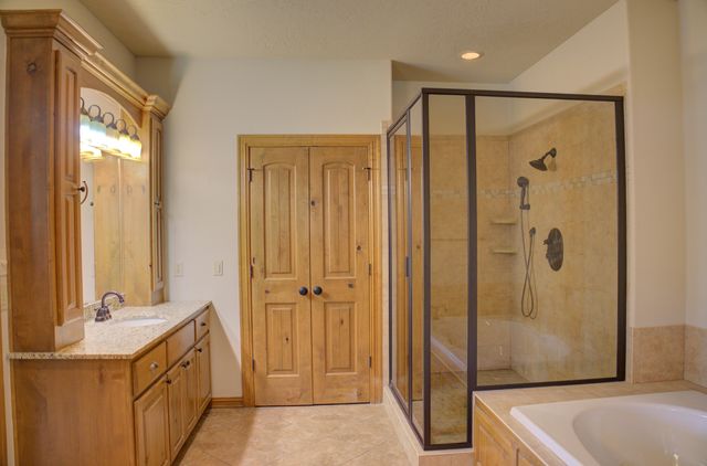 33215 Cardinal Dr, Afton, OK 74331