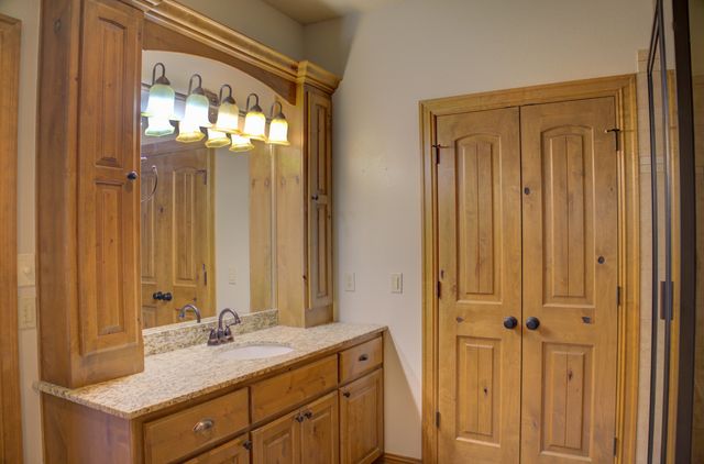 33215 Cardinal Dr, Afton, OK 74331