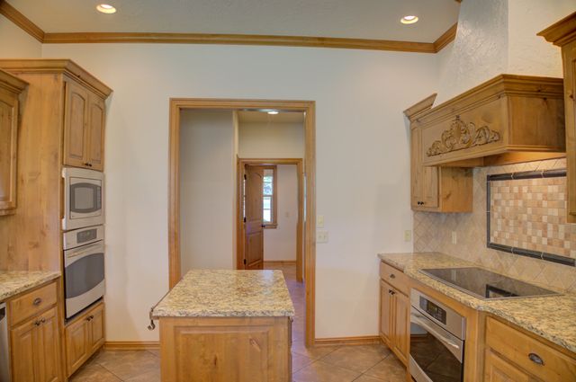 33215 Cardinal Dr, Afton, OK 74331