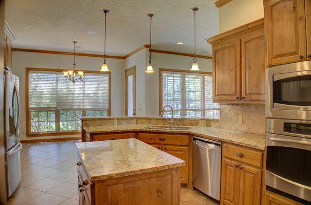 33215 Cardinal Dr, Afton, OK 74331