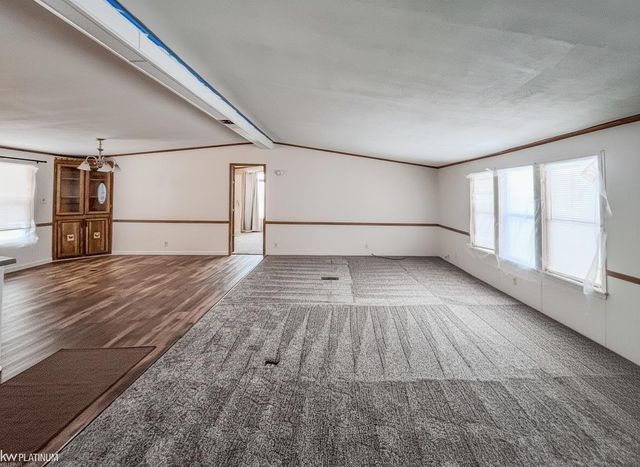 443 Brookhollow Drive, Oxford, MI 48471