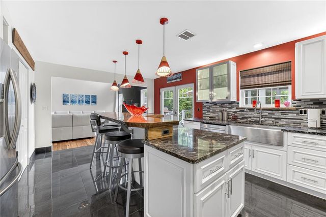 6840 Scenic View Drive, Lower Macungie Twp, PA 18062