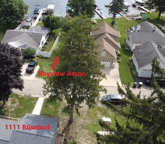 1111 Rosebud AVENUE, Twin Lakes, WI 53181