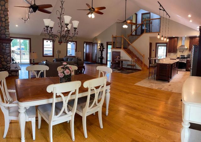 1111 Rosebud AVENUE, Twin Lakes, WI 53181