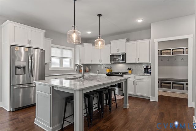 8400 Highmarker Ct, Chesterfield, VA 23832