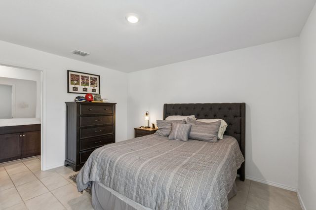 312 Dry Canyon Way, Fort Worth, TX 76052