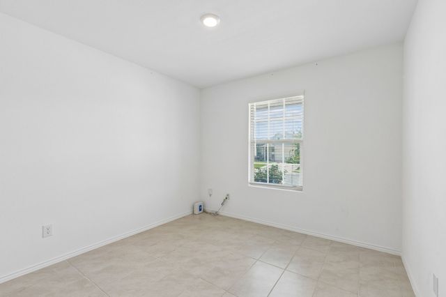312 Dry Canyon Way, Fort Worth, TX 76052