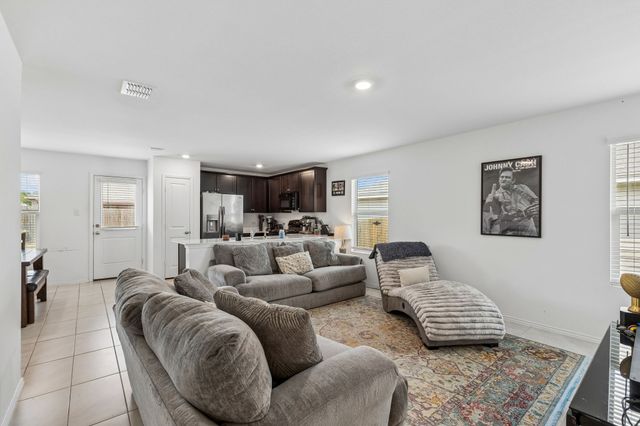 312 Dry Canyon Way, Fort Worth, TX 76052