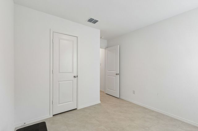 312 Dry Canyon Way, Fort Worth, TX 76052