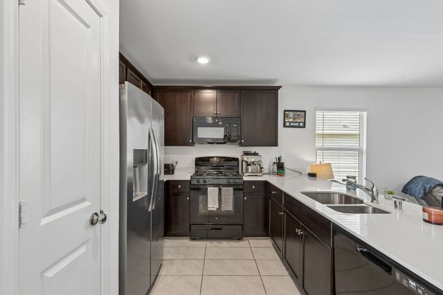 312 Dry Canyon Way, Fort Worth, TX 76052