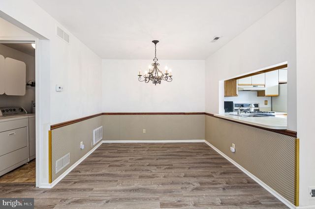 1404-B DENHAM CT, Mount Laurel, NJ 08054